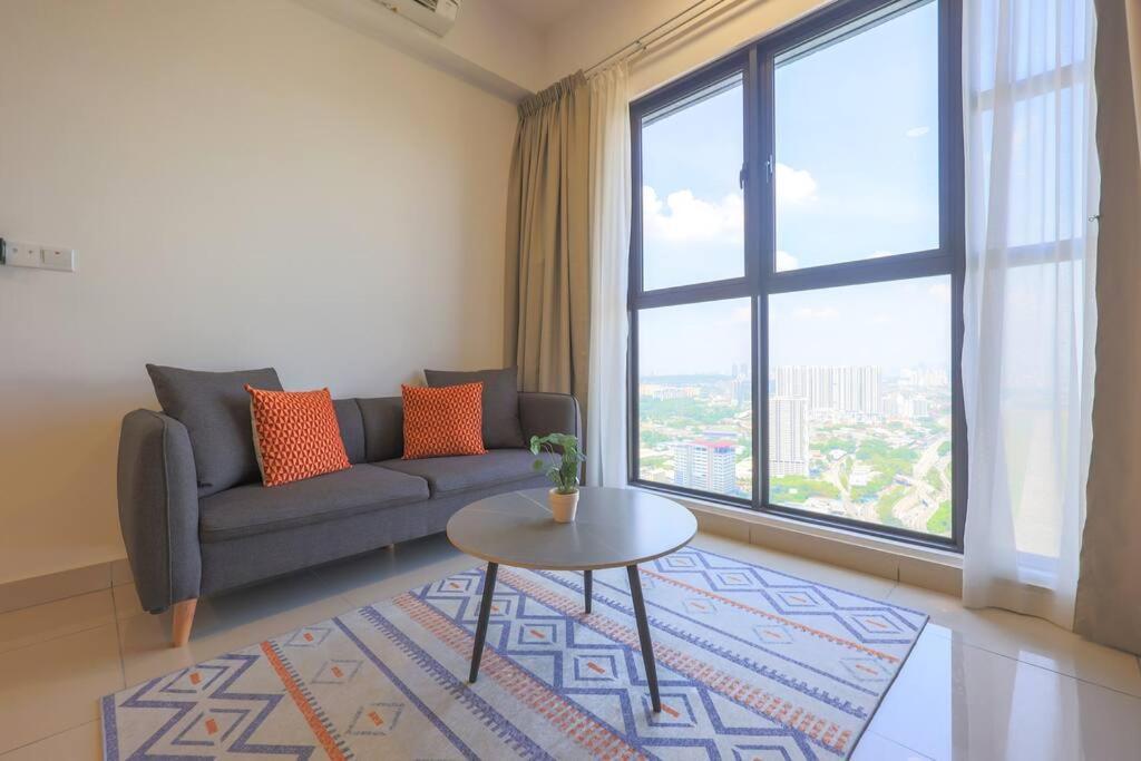 Pangsapuri Conveniently Located Trion Kl Premium Amenities *